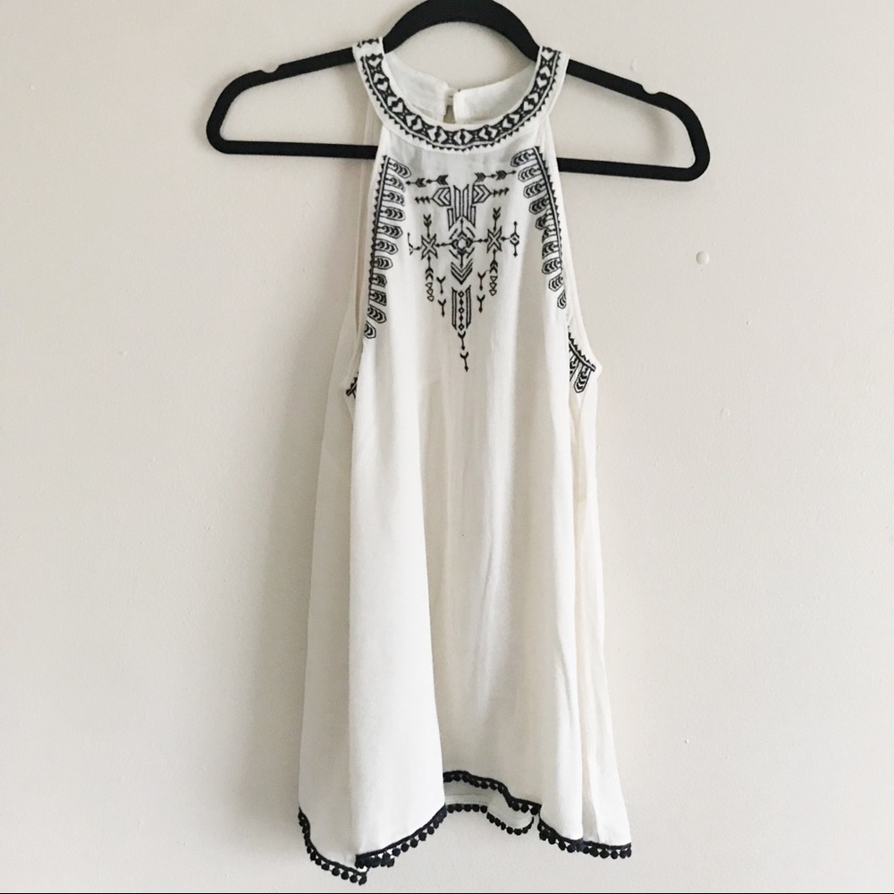 Clover & Scout Small White Aztec Print Blouse